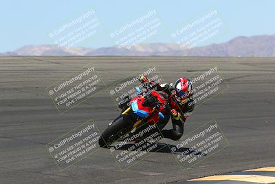 media/May-14-2022-SoCal Trackdays (Sat) [[7b6169074d]]/Bowl (1120am)/